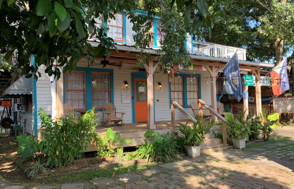 Blue Moon Guest House Lafayette Exterior photo
