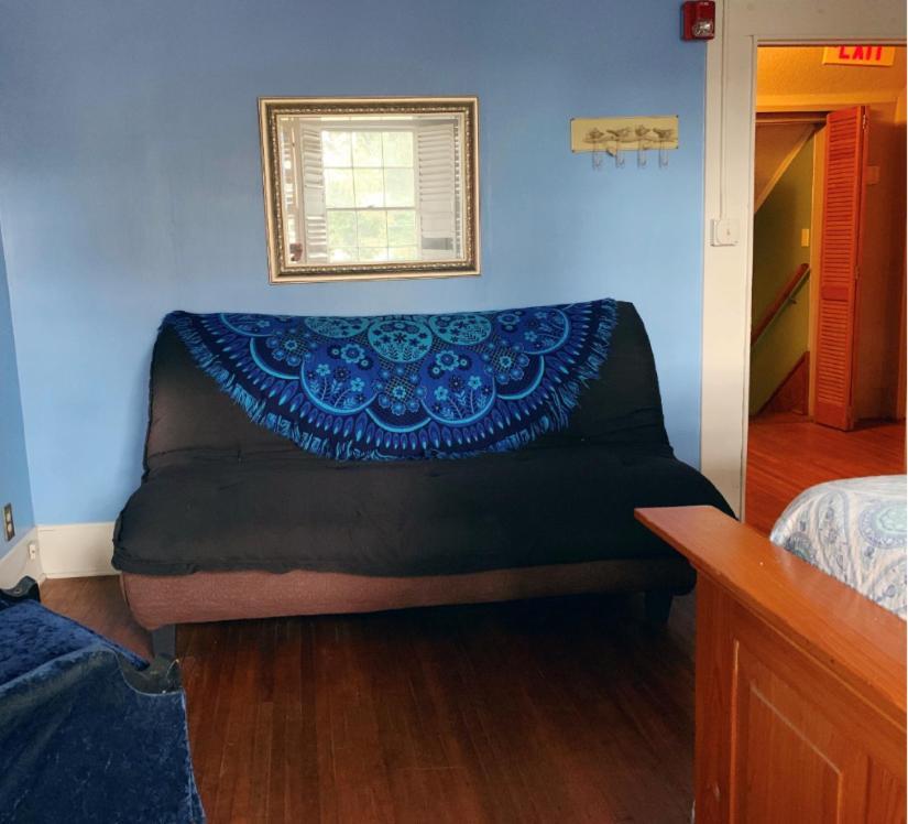 Blue Moon Guest House Lafayette Exterior photo