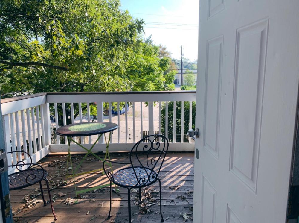 Blue Moon Guest House Lafayette Exterior photo